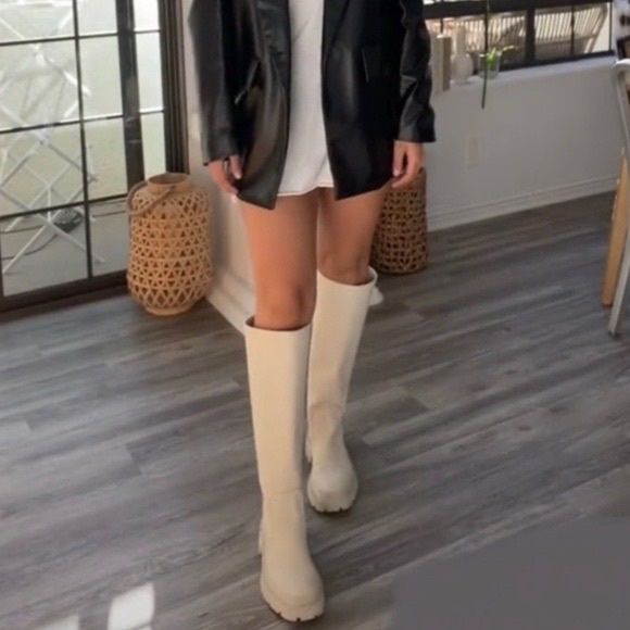 NEW $275 Sam Edelman ‘Larina’ lug sole waterproof leather boots - Picture 4 of 12